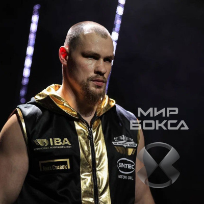Алексей Егоров победил соперника в матчевой встрече Россия-США